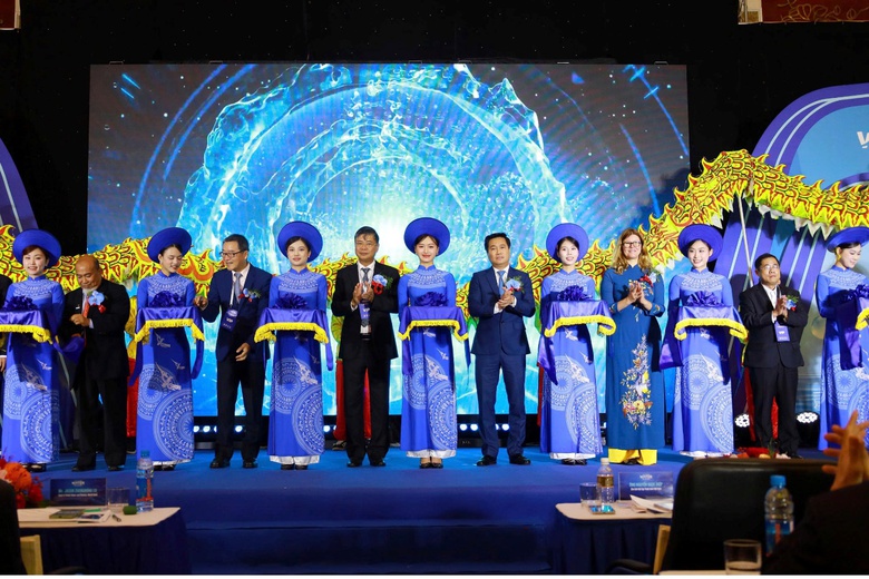 Thứ trưởng Nguyễn Tường Văn: Mọi người d&acirc;n phải được tiếp cận nước sạch- Ảnh 3.