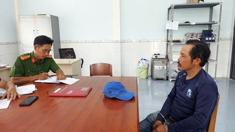 Đồng Tháp: Bắt đối tượng truy nã do điều khiển ô tô không bằng lái gây tai nạn chết người- Ảnh 1. Đồng Tháp: Bắt đối tượng truy nã do điều khiển ô tô không bằng lái gây tai nạn chết người- Ảnh 1.