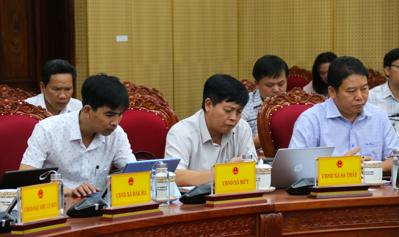 Quảng Ng&atilde;i lập đường d&acirc;y n&oacute;ng hỗ trợ chuy&ecirc;n m&ocirc;n cấp x&atilde;- Ảnh 3.