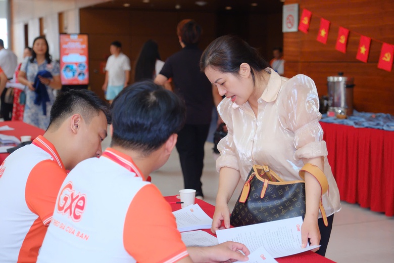 Ra mắt ứng dụng gọi xe cho ph&eacute;p kh&aacute;ch h&agrave;ng "mặc cả" gi&aacute; cước- Ảnh 3.