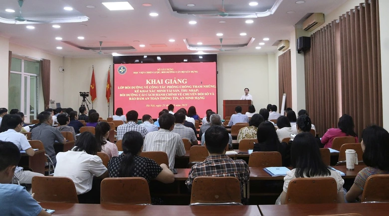 N&acirc;ng cao năng lực ph&ograve;ng, chống tham nhũng cho c&aacute;n bộ ng&agrave;nh X&acirc;y dựng- Ảnh 2.