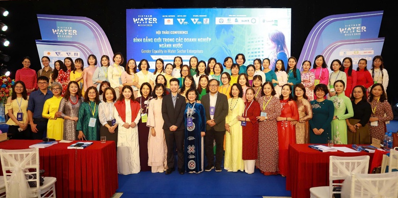 Th&uacute;c đẩy b&igrave;nh đẳng giới trong doanh nghiệp ng&agrave;nh nước- Ảnh 5.