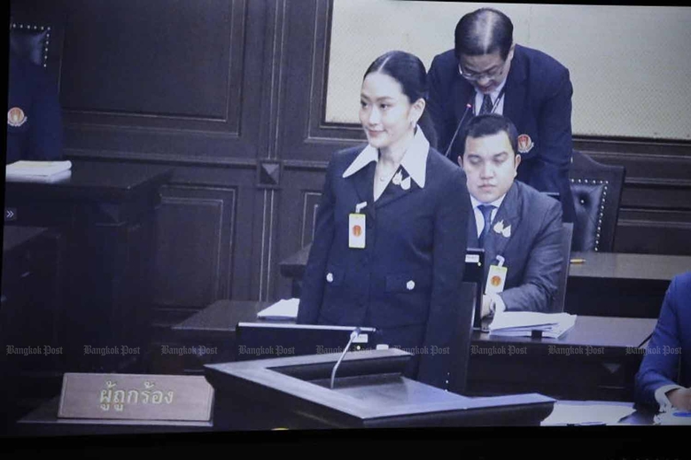 Thủ tướng Th&aacute;i Lan tr&igrave;nh diện tại T&ograve;a &aacute;n Hiến ph&aacute;p đ&uacute;ng ng&agrave;y sinh nhật- Ảnh 1.