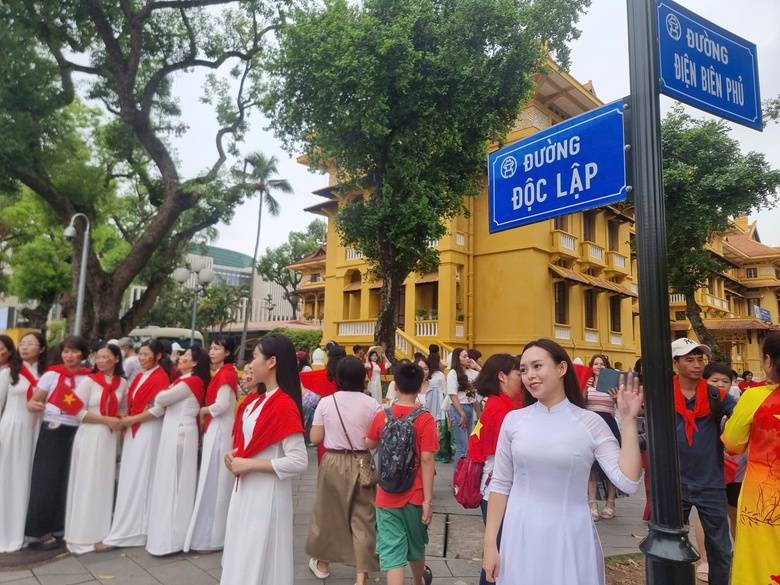 Chi tiết tuyến đường c&aacute;c khối diễu binh, diễu h&agrave;nh v&agrave; kh&iacute; t&agrave;i đi qua- Ảnh 1.