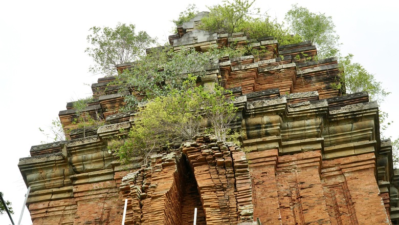 “Báu vật” Champa Dương Long sẽ được trùng tu những hạng mục nào?- Ảnh 2. “Báu vật” Champa Dương Long sẽ được trùng tu những hạng mục nào?- Ảnh 2.