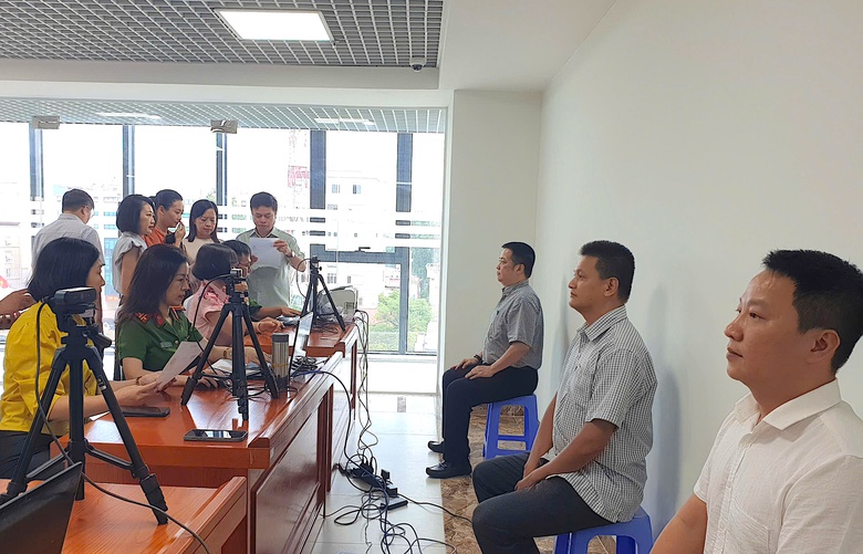 Đảng ủy Bộ Xây dựng triển khai đổi Thẻ đảng viên theo Chỉ thị 51-CT/TW- Ảnh 1. Đảng ủy Bộ Xây dựng triển khai đổi Thẻ đảng viên theo Chỉ thị 51-CT/TW- Ảnh 1.