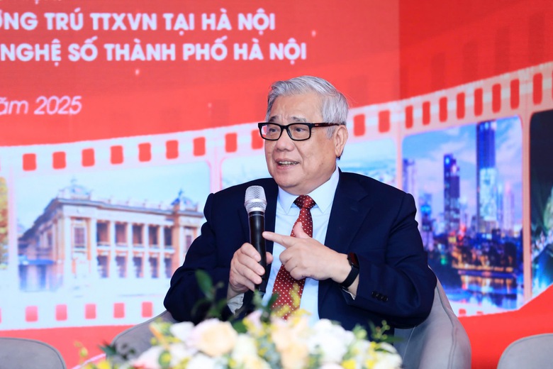 Nhớ 80 năm m&ugrave;a thu lịch sử, th&ecirc;m tr&acirc;n trọng h&ocirc;m nay, nu&ocirc;i kh&aacute;t vọng ng&agrave;y mai- Ảnh 2.