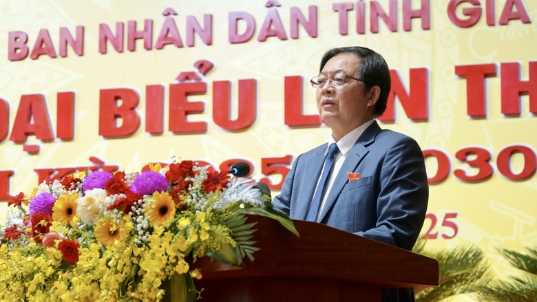 B&iacute; thư Hồ Quốc Dũng: &ldquo;Gia Lai phải tăng trưởng kh&ocirc;ng thấp hơn b&igrave;nh qu&acirc;n chung của cả nước"- Ảnh 1.