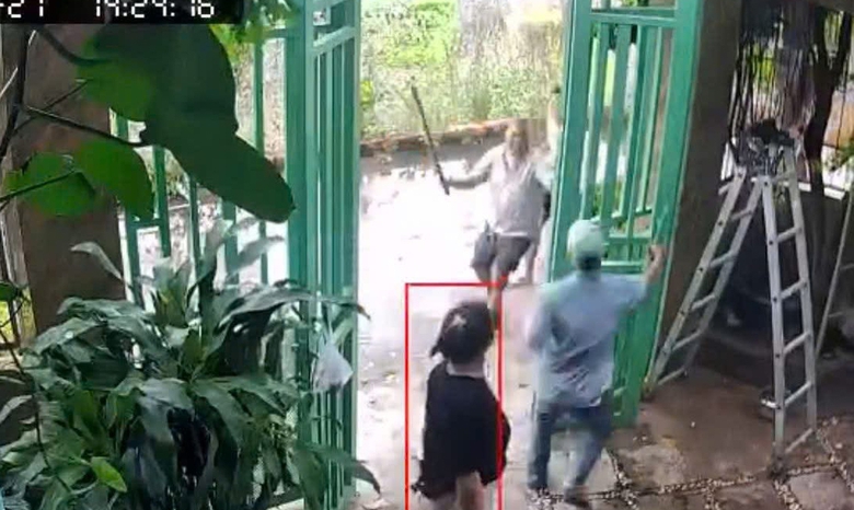 Đồng Nai: Bắt c&ocirc;n đồ Tuấn "trọc" v&igrave; g&acirc;y rối tranh chấp đất đai- Ảnh 2.