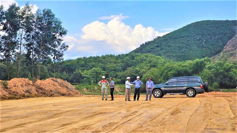 Nhiều vướng mắc khiến dự &aacute;n đường li&ecirc;n v&ugrave;ng Kh&aacute;nh H&ograve;a - L&acirc;m Đồng - Ninh Thuận chậm tiến độ- Ảnh 4.