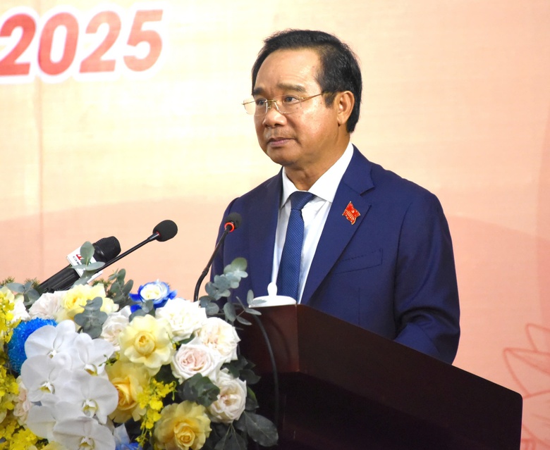 Đại hội Đảng bộ UBND TP.HCM lần thứ I: Hướng tới đ&ocirc; thị th&ocirc;ng minh, ph&aacute;t triển bền vững- Ảnh 1.