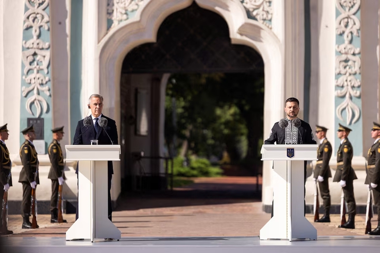 Canada kh&ocirc;ng loại trừ khả năng triển khai lực lượng g&igrave;n giữ h&ograve;a b&igrave;nh tới Ukraine- Ảnh 1.