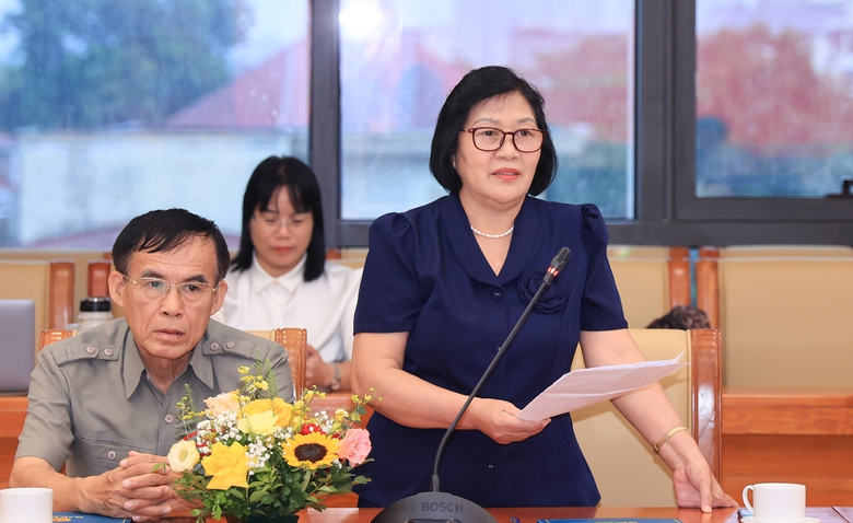 Bộ trưởng Trần Hồng Minh: Đột phá hạ tầng thúc đẩy Cao Bằng phát triển kinh tế - xã hội- Ảnh 6. Bộ trưởng Trần Hồng Minh: Đột phá hạ tầng thúc đẩy Cao Bằng phát triển kinh tế - xã hội- Ảnh 6.