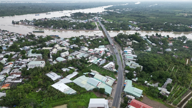 25 năm giải n&uacute;t thắt hạ tầng giao th&ocirc;ng, tạo "đường băng" cho Vĩnh Long cất c&aacute;nh- Ảnh 2.