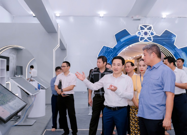 Không gian Truyền thống và Sáng tạo Hà Nội 2025: Tinh hoa ngàn năm, khát vọng vươn tầm- Ảnh 1. Không gian Truyền thống và Sáng tạo Hà Nội 2025: Tinh hoa ngàn năm, khát vọng vươn tầm- Ảnh 1.