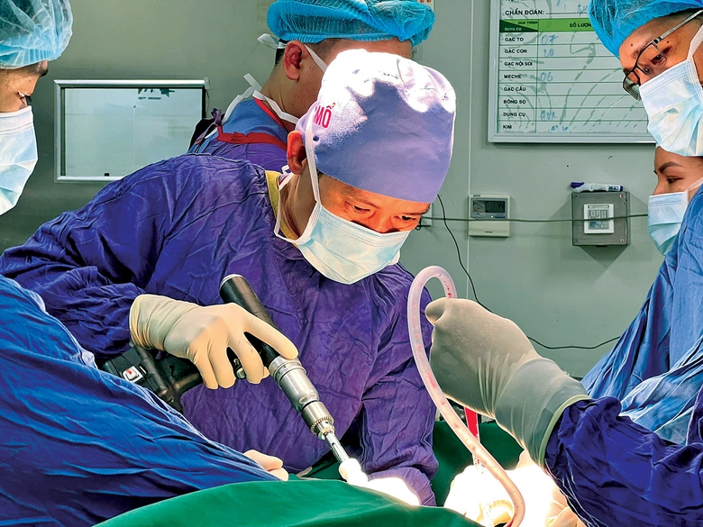 &ldquo;Vị cứu tinh&rdquo; của bệnh nh&acirc;n xương, khớp- Ảnh 1.