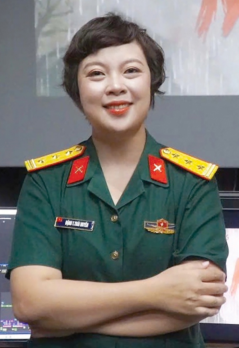 Đạo diễn, NSƯT Đặng Th&aacute;i Huyền: L&agrave;m phim chiến tranh để tr&acirc;n trọng h&ograve;a b&igrave;nh- Ảnh 1.