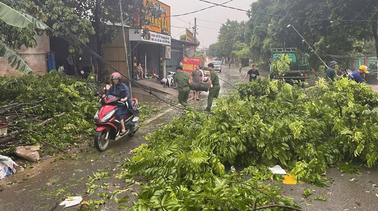 Ảnh hưởng nặng từ cơn b&atilde;o số 5, đến 27/8 Ph&uacute; Thọ c&ograve;n phải sơ t&aacute;n d&acirc;n- Ảnh 3.