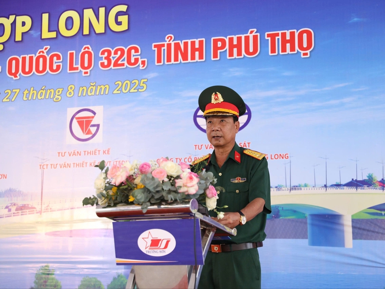 Hợp long cầu Phong Ch&acirc;u ở Ph&uacute; Thọ, nỗ lực th&ocirc;ng xe v&agrave;o đầu th&aacute;ng 10- Ảnh 2.