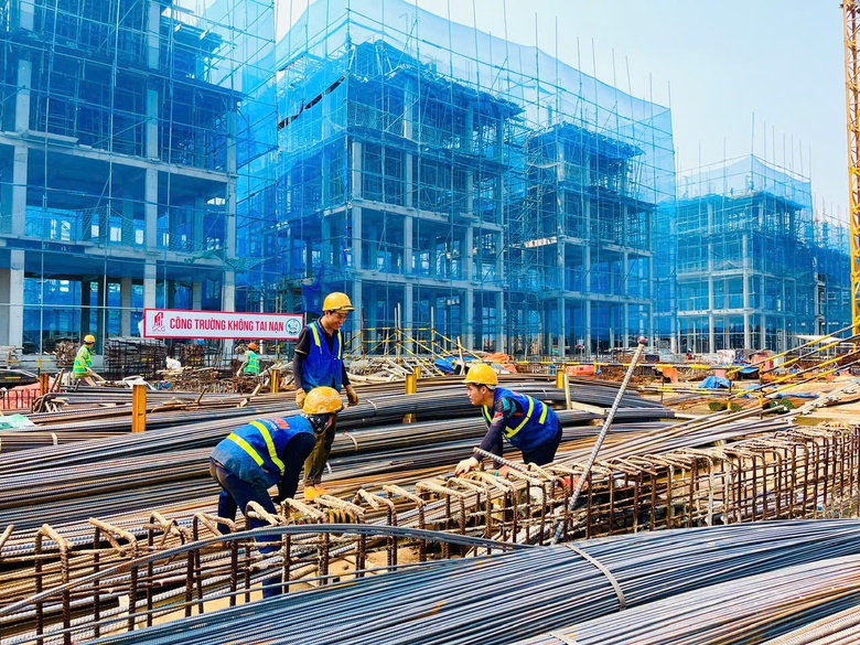 Ph&acirc;n cấp, ph&acirc;n quyền trong hoạt động x&acirc;y dựng - bước chuyển lớn của ch&iacute;nh s&aacute;ch- Ảnh 2.