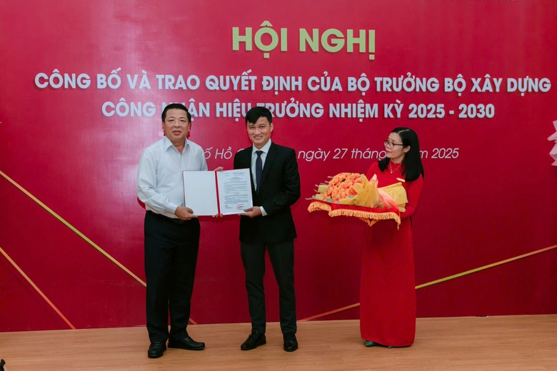 PGS.TS Phạm Trọng Thuật l&agrave;m Hiệu trưởng Trường Đại học Kiến tr&uacute;c TP.HCM- Ảnh 1.