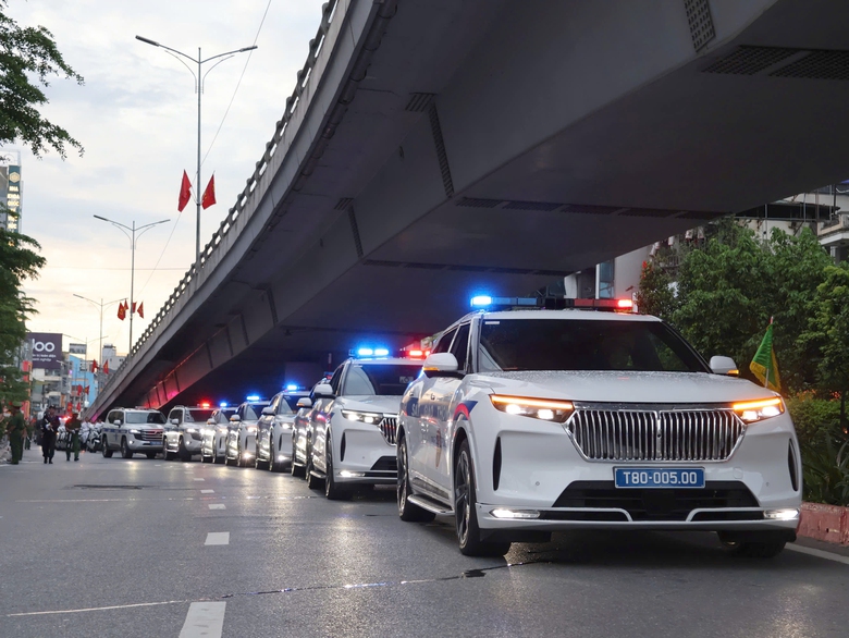 Ngắm d&agrave;n xe đặc chủng của lực lượng c&ocirc;ng an tham dự sơ duyệt diễu binh, diễu h&agrave;nh- Ảnh 1.