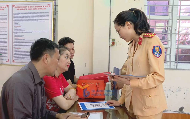 Quảng Ninh: Đẩy mạnh chuyển đổi số trong c&ocirc;ng t&aacute;c đảm bảo trật tự an to&agrave;n giao th&ocirc;ng- Ảnh 1.