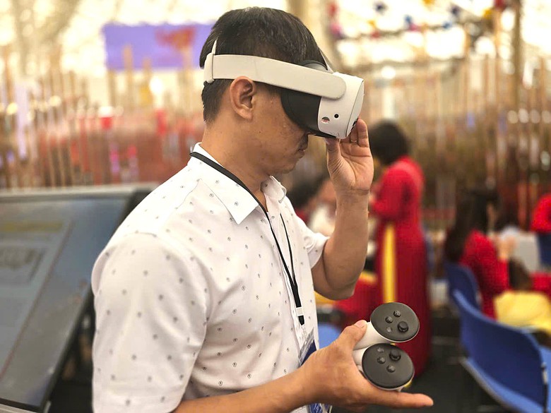 Triển lãm thành tựu 80 năm ngành Xây dựng thu hút giới trẻ tham quan- Ảnh 5. Triển lãm thành tựu 80 năm ngành Xây dựng thu hút giới trẻ tham quan- Ảnh 5.