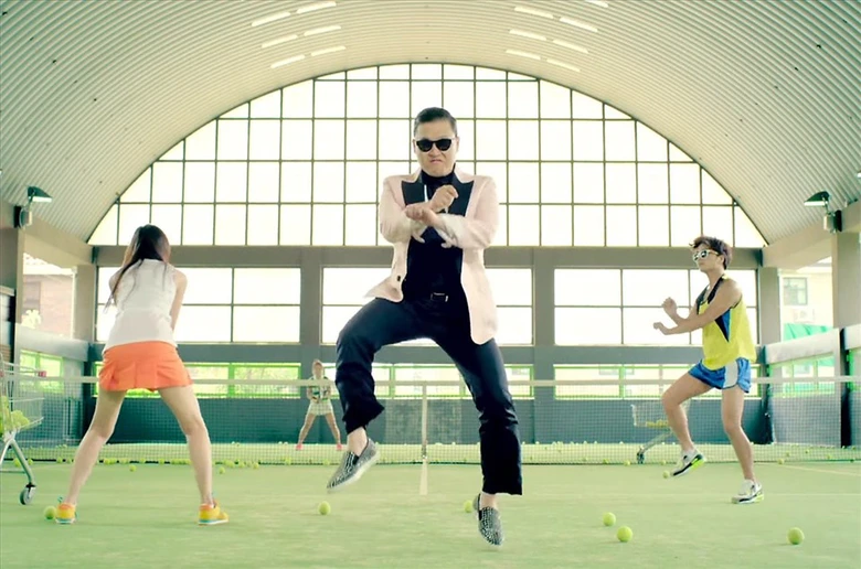 Psy - chủ nh&acirc;n bản hit "Gangnam style" bị cảnh s&aacute;t điều tra- Ảnh 2.