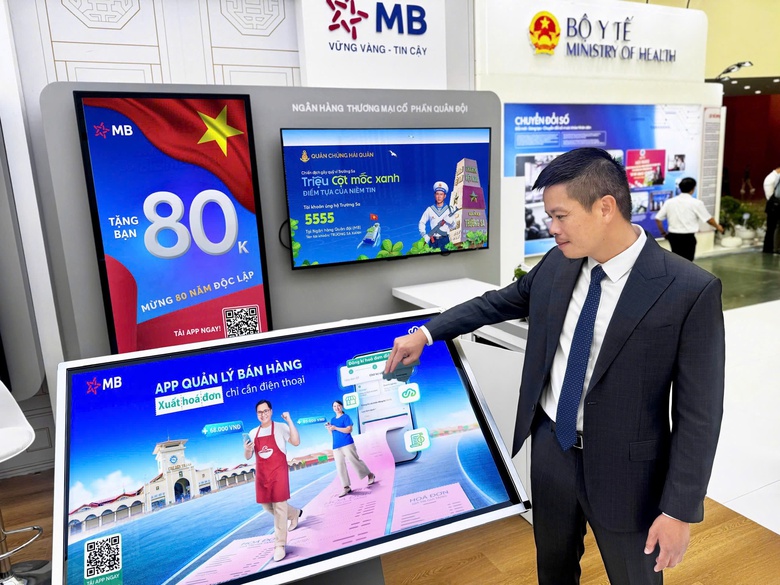 MB tham gia Triển l&atilde;m Th&agrave;nh tựu đất nước A80- Ảnh 2.