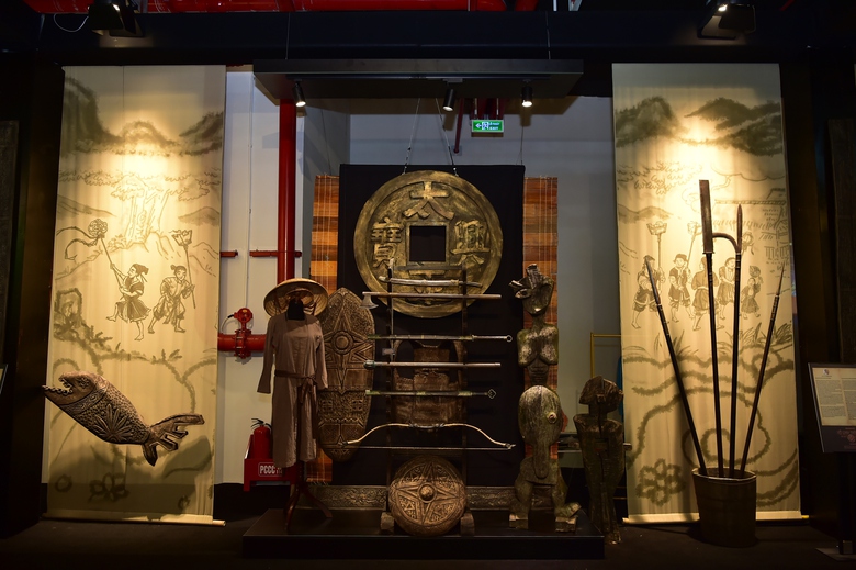 NSND Tự Long nói gì khi đóng phim điện ảnh cùng Johnny Trí Nguyễn?- Ảnh 7. NSND Tự Long nói gì khi đóng phim điện ảnh cùng Johnny Trí Nguyễn?- Ảnh 7.