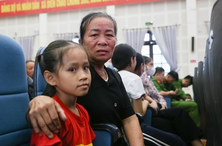 Nghệ An: Trao hàng chục xe đạp nâng bước học sinh có hoàn cảnh khó khăn tới trường- Ảnh 3. Nghệ An: Trao hàng chục xe đạp nâng bước học sinh có hoàn cảnh khó khăn tới trường- Ảnh 3.