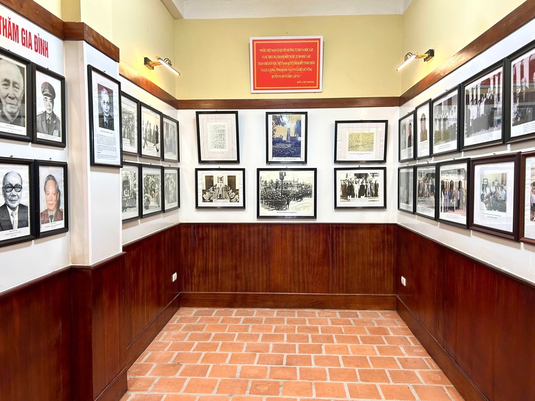 Nhiều "địa chỉ đỏ" tại H&agrave; Nội thu h&uacute;t kh&aacute;ch tham quan dịp Quốc kh&aacute;nh- Ảnh 2.