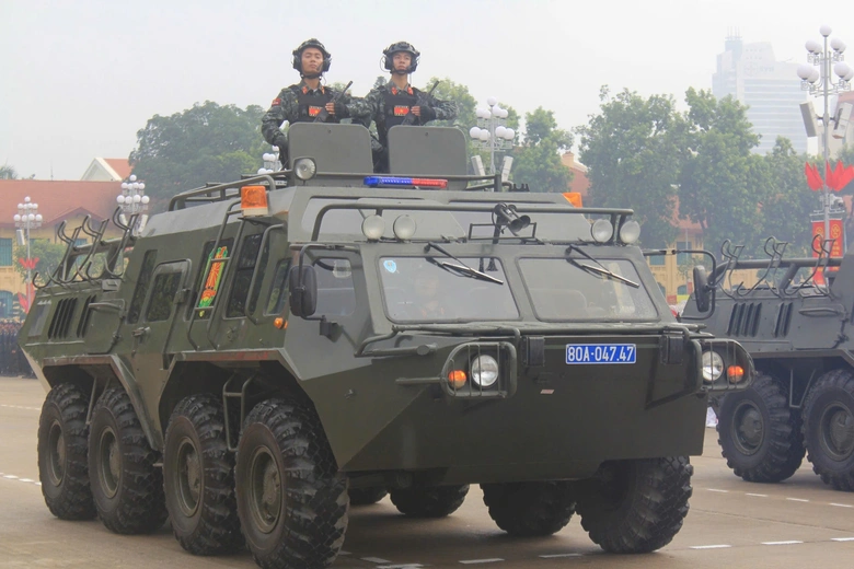 Hơn 1.300 c&aacute;n bộ, chiến sĩ c&ocirc;ng an xuất qu&acirc;n bảo vệ Lễ kỷ niệm 80 năm Quốc kh&aacute;nh- Ảnh 10.