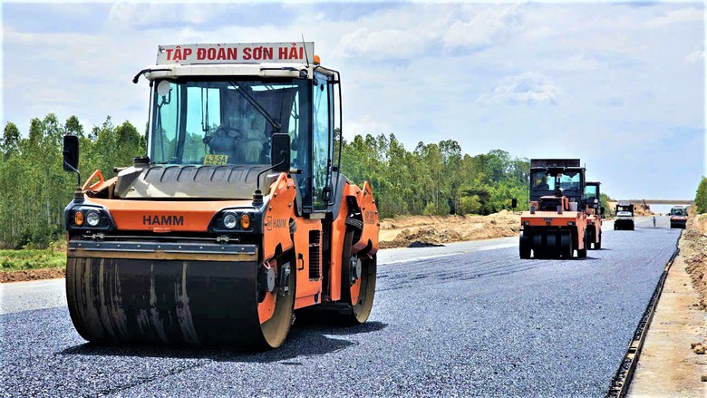 Cận cảnh 20km đầu cao tốc Kh&aacute;nh H&ograve;a - Bu&ocirc;n Ma Thuột tăng tốc về đ&iacute;ch- Ảnh 7.