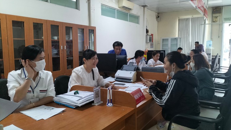 Cà Mau thực hiện hồ sơ thủ tục không phụ thuộc vào địa giới hành chính- Ảnh 2. Cà Mau thực hiện hồ sơ thủ tục không phụ thuộc vào địa giới hành chính- Ảnh 2.