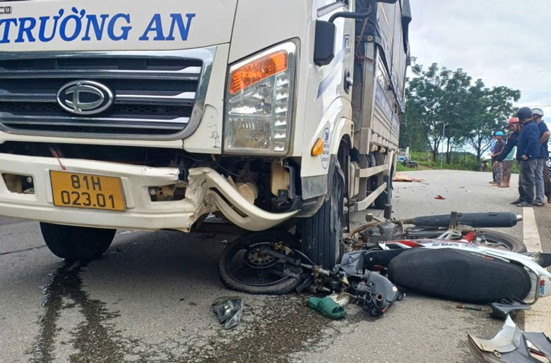 Hiện trường vụ tai nạn - Ảnh: Công an xã Đăk Môn. Hiện trường vụ tai nạn - Ảnh: Công an xã Đăk Môn.