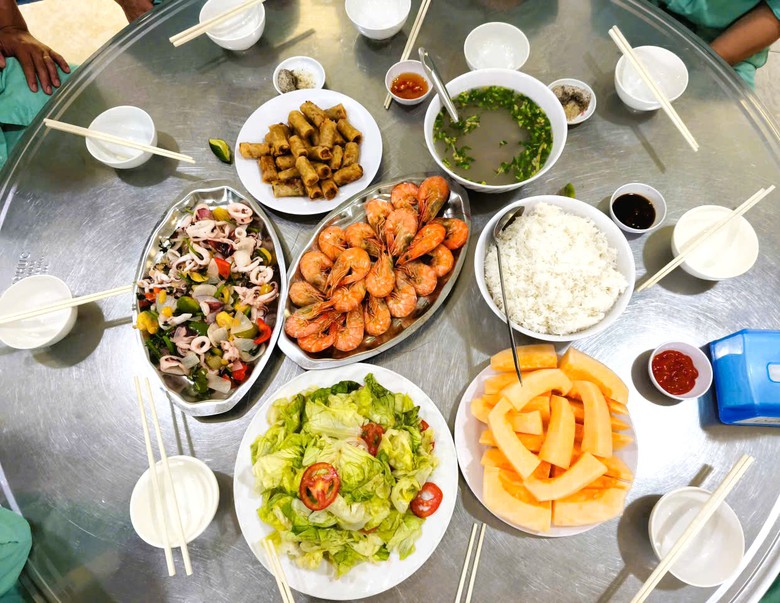 Viglacera gắn kết y&ecirc;u thương với "Bữa cơm C&ocirc;ng đo&agrave;n"- Ảnh 16.