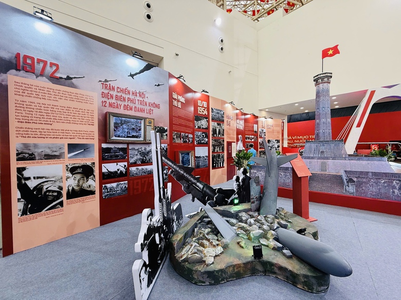 Thủ đô văn hiến tự hào 80 năm đồng hành cùng sự phát triển của đất nước- Ảnh 2. Thủ đô văn hiến tự hào 80 năm đồng hành cùng sự phát triển của đất nước- Ảnh 2.