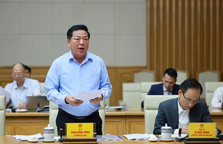 Thủ tướng: Khẩn trương ho&agrave;n thiện bộ ti&ecirc;u chuẩn, quy chuẩn về đường sắt tốc độ cao- Ảnh 2.