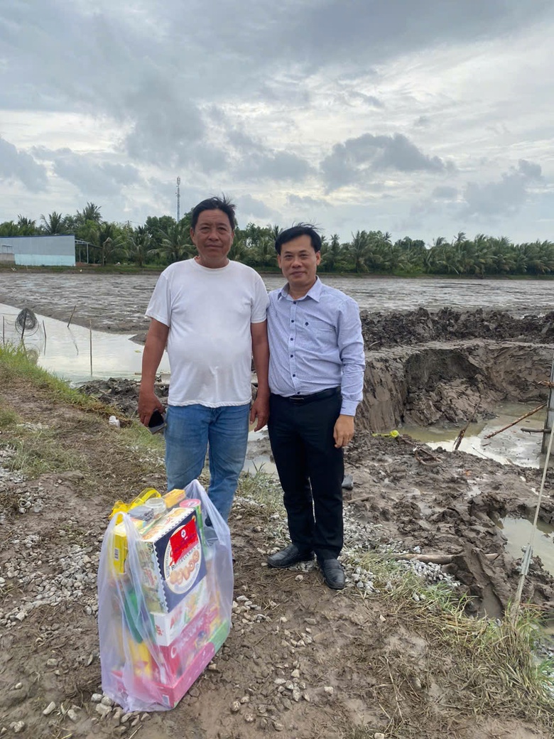 Xuy&ecirc;n lễ tr&ecirc;n c&ocirc;ng tr&igrave;nh điện: Những người thợ điện miền Nam giữ d&ograve;ng s&aacute;ng kh&ocirc;ng ngừng- Ảnh 5.