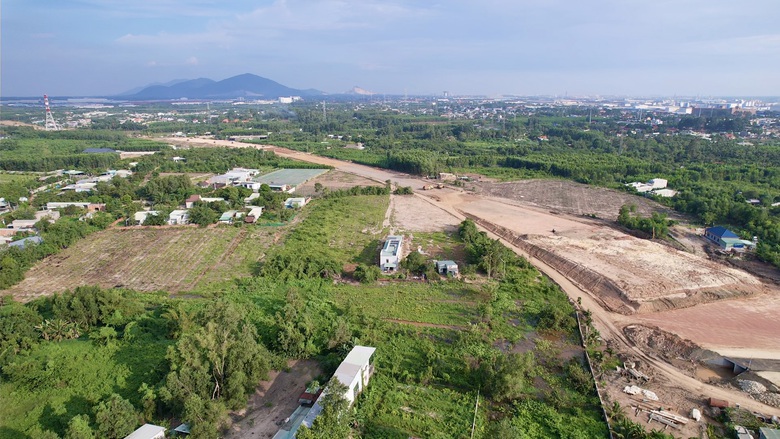 Đồng Nai tăng tốc chuẩn bị cho cuộc “cất cánh” lịch sử cùng sân bay Long Thành- Ảnh 2. Đồng Nai tăng tốc chuẩn bị cho cuộc “cất cánh” lịch sử cùng sân bay Long Thành- Ảnh 2.