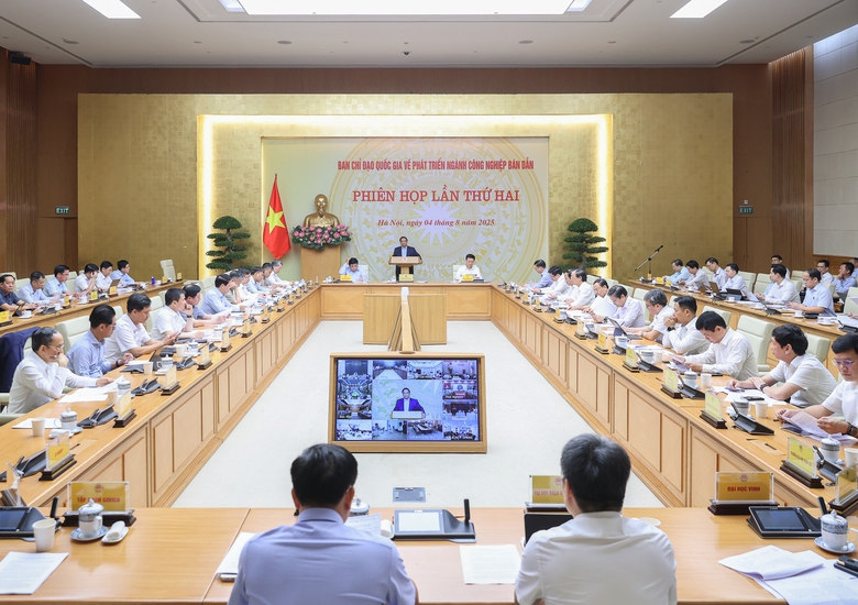 Th&uacute;c đẩy ứng dụng c&ocirc;ng nghiệp chip b&aacute;n dẫn trong hạ tầng giao th&ocirc;ng, đ&ocirc; thị th&ocirc;ng minh- Ảnh 2.