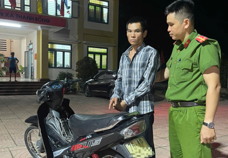 Tuần đầu ra qu&acirc;n trấn &aacute;p tội phạm: Loạt đối tượng "đ&aacute; xe" ở Quảng Ng&atilde;i sa lưới- Ảnh 1.