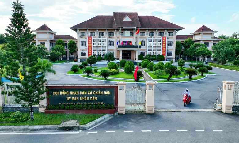 V&igrave; sao B&iacute; thư v&agrave; Chủ tịch x&atilde; cũ bị khởi tố vẫn được bố tr&iacute; việc l&agrave;m sau s&aacute;p nhập?- Ảnh 1.