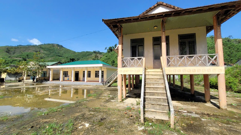 Quảng Ng&atilde;i hướng dẫn c&aacute;c x&atilde; bi&ecirc;n giới chọn vị tr&iacute; x&acirc;y trường li&ecirc;n cấp- Ảnh 3.