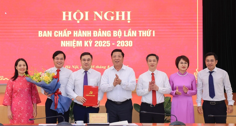 Đảng bộ Bộ X&acirc;y dựng: Tăng tốc ngay từ đầu nhiệm kỳ, hướng tới mục ti&ecirc;u ph&aacute;t triển bền vững- Ảnh 2.