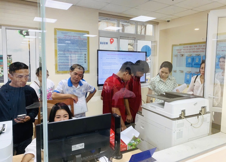 Người d&acirc;n H&agrave; Nội trải nghiệm 15 tiện &iacute;ch miễn ph&iacute; ở trung t&acirc;m h&agrave;nh ch&iacute;nh c&ocirc;ng- Ảnh 9.