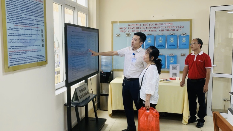 Người d&acirc;n H&agrave; Nội trải nghiệm 15 tiện &iacute;ch miễn ph&iacute; ở trung t&acirc;m h&agrave;nh ch&iacute;nh c&ocirc;ng- Ảnh 10.