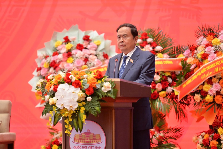 Chủ tịch Quốc hội: Gi&aacute;m s&aacute;t thường xuy&ecirc;n, đột xuất để kịp thời ph&aacute;t hiện vướng mắc- Ảnh 1.